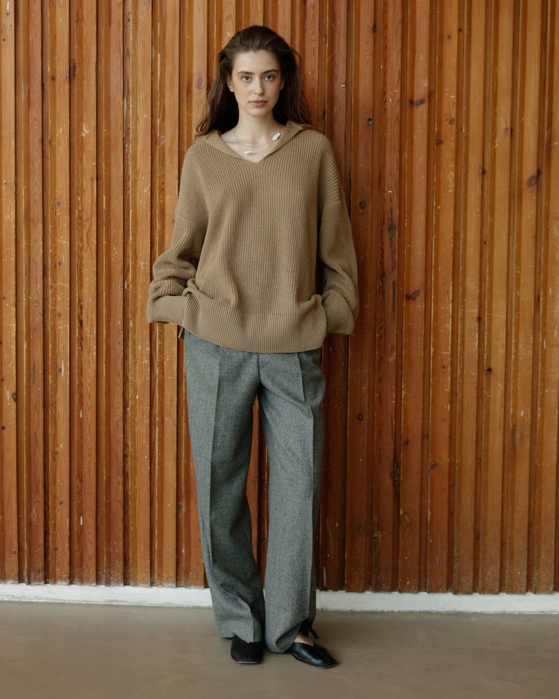 Wool sweater beige