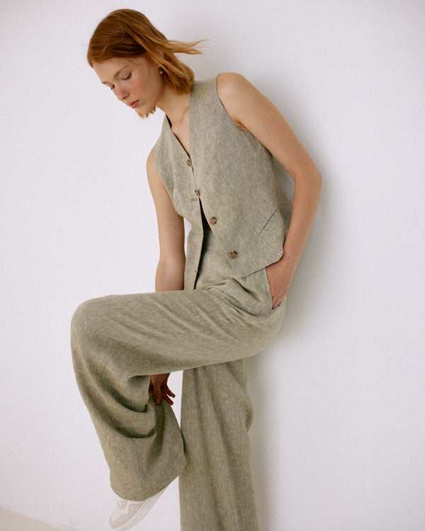 Linen vest olive