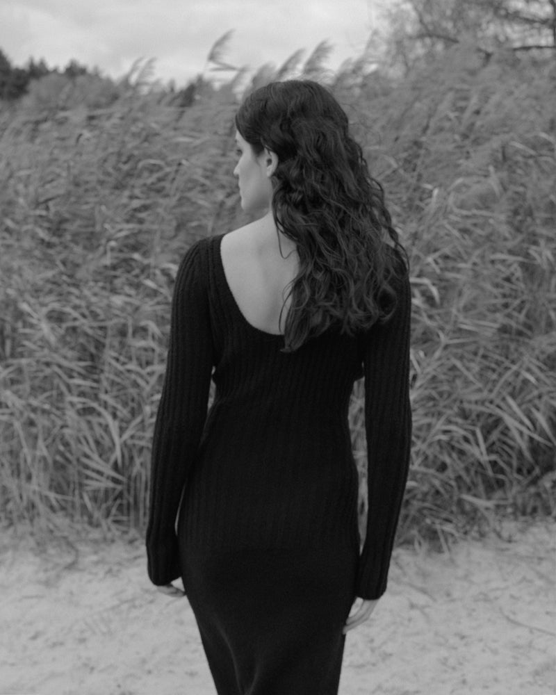 Wool dress black
